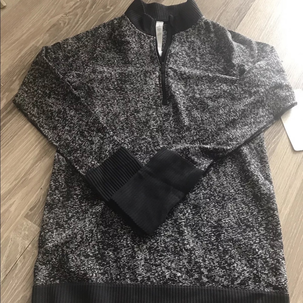 Sold.  Lululemon Restless 1/2 Zip NWT 6
